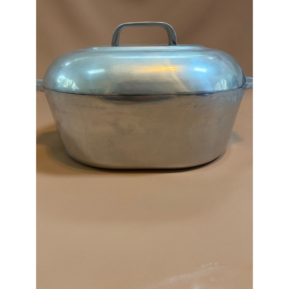 Magnalite Wagner Ware Sidney O 4265-P Roaster Pan with Lid Trivet and Booklet